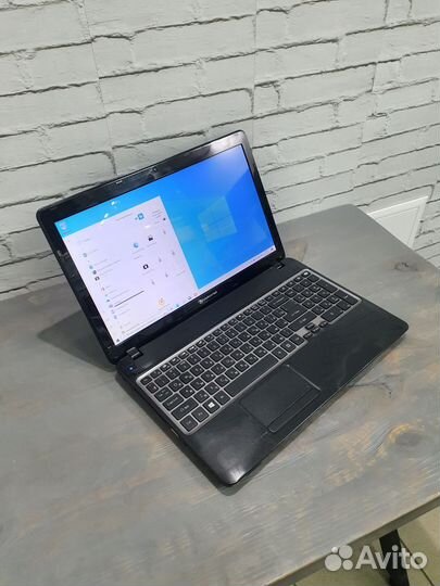 Ноутбук Acer Packard Bell 15.6