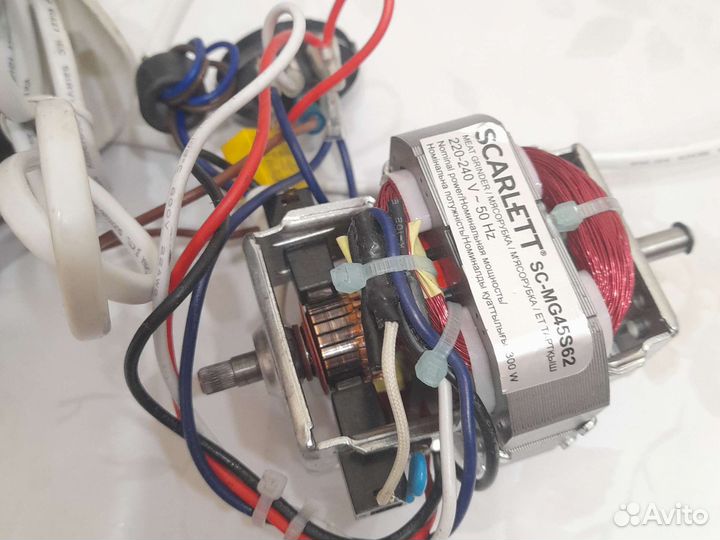 Двигатели электрические, моторчики (запчасти)