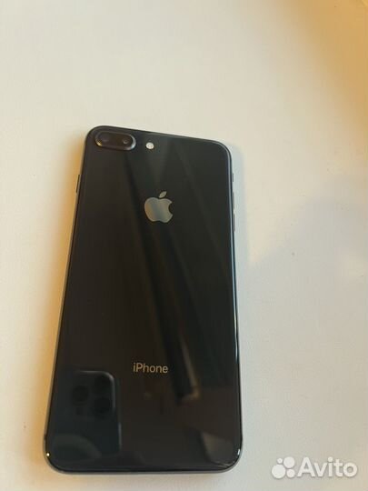 iPhone 8 Plus, 64 ГБ