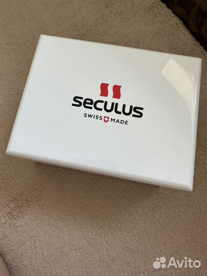 Часы женские seculus