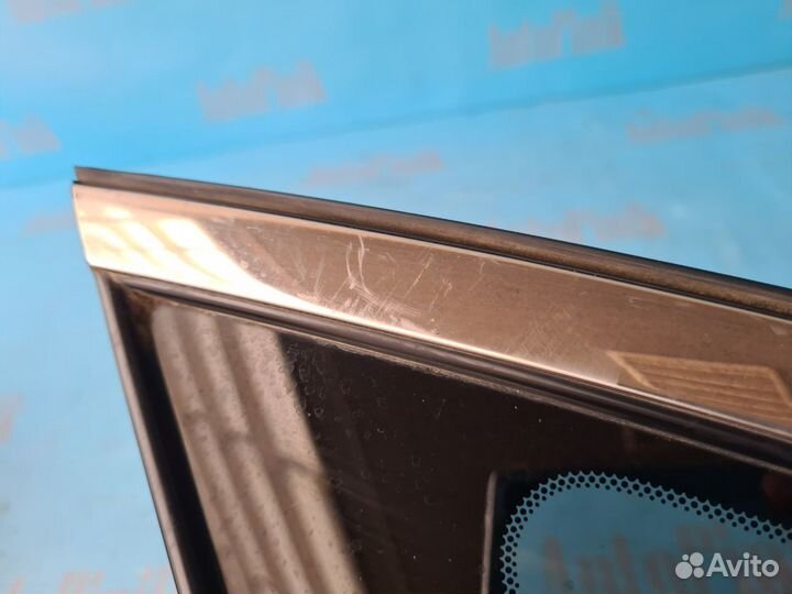 Стекло кузовное заднее левое Infiniti M Q70 Y51