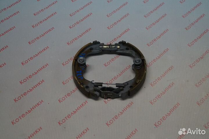 Nissan 44060-8J00K Механизм ручника (комплект) L