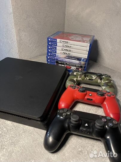 PlayStation 4 Slim Black 1 TB
