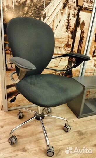 Компьютерный стул кресло