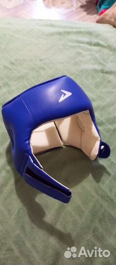 Шлем и перчатки