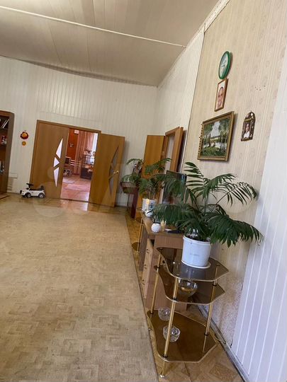 Дом 228 м² на участке 8 сот.