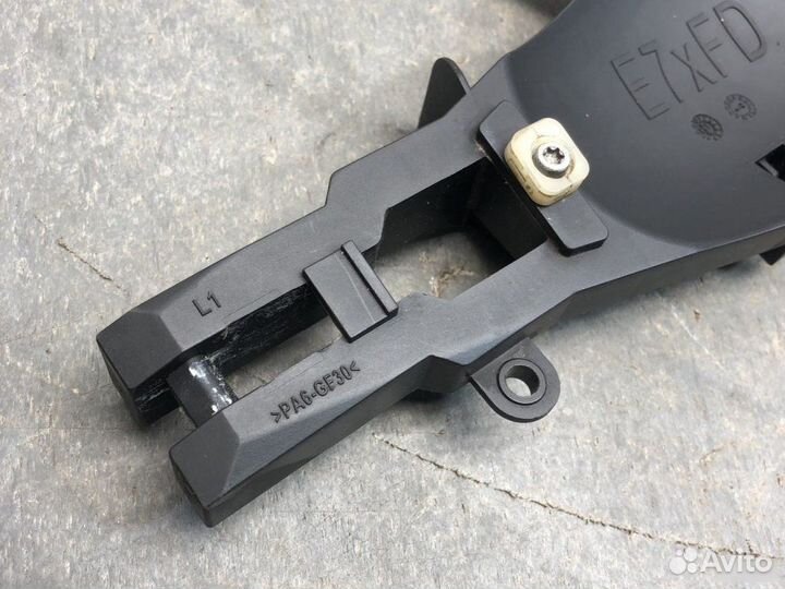 Кронштейн передний левый Bmw X6 E71 2012-2014