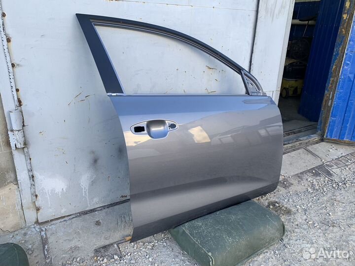 Дверь передняя правая Kia Rio 4 Оригинал 2017-20