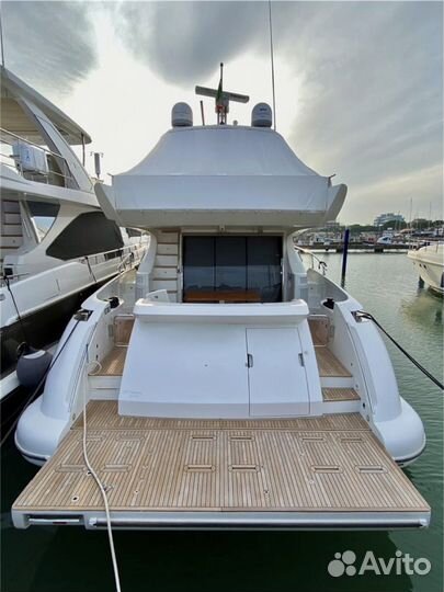 Моторная яхта Azimut 64, 2013