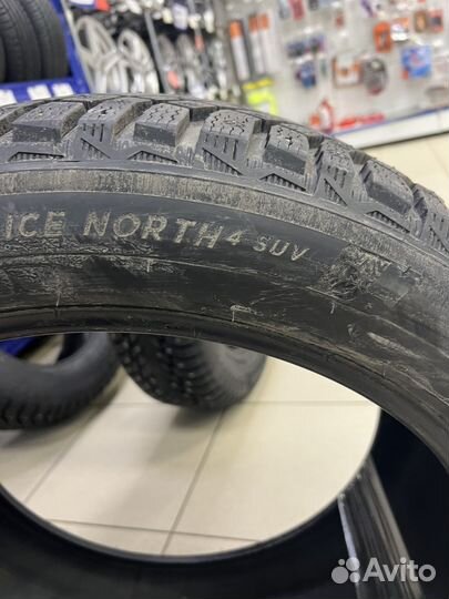 Michelin X-Ice North 4 SUV 275/45 R21 и 315/40 R21 111