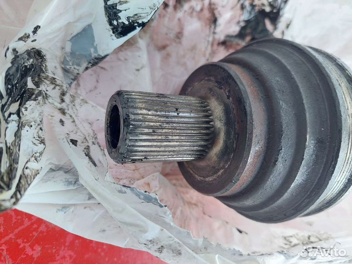 Привод передний левый Skoda Octavia A5