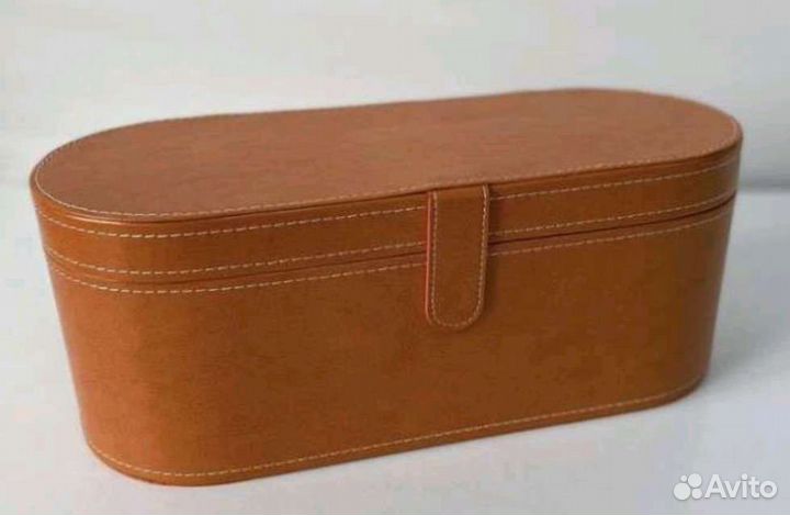 Фен щетка новая стайлер dyson