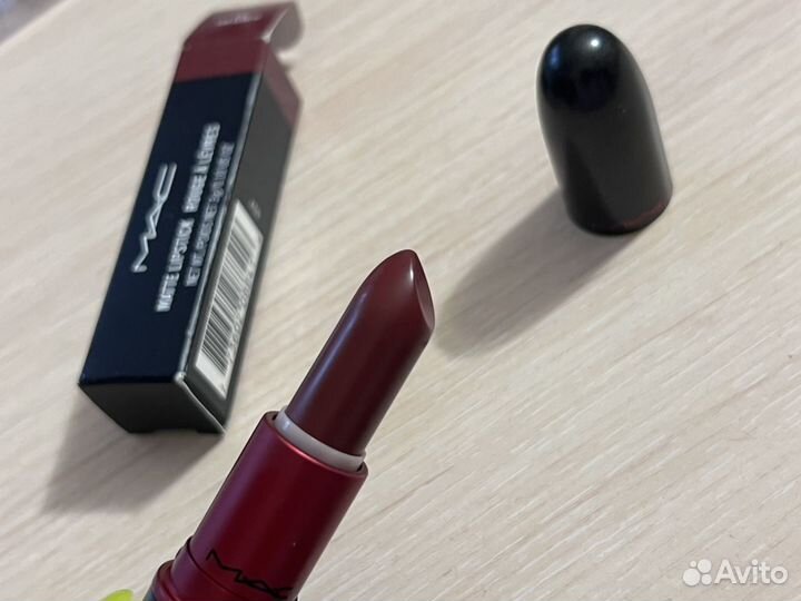 MAC Viva Glam III 619 матовая помада для губ