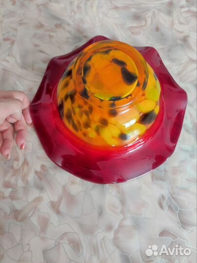 Ваза,конфетница красное стекло ссср,сульфидно-цин