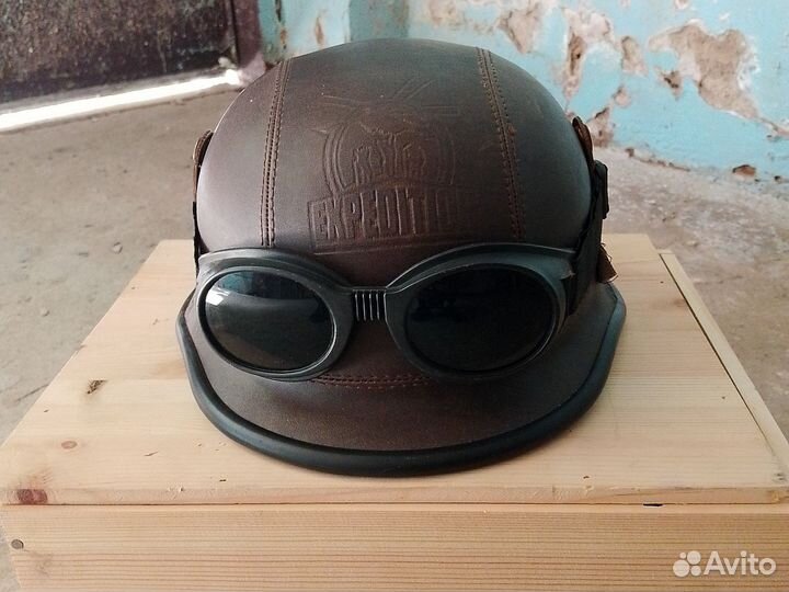 Шлем на мотоцикл