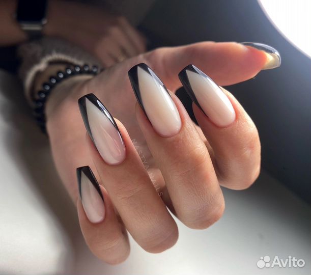 Маникюр,педикюр,брови