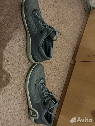 Кроссовки ecco