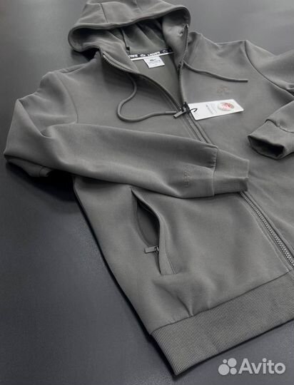 Спортивный костюм lacoste