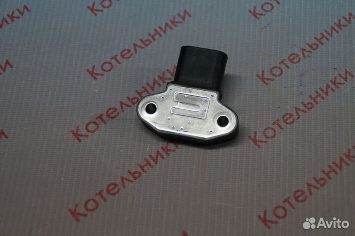 Nissan 22020-53J20 Модуль зажигания