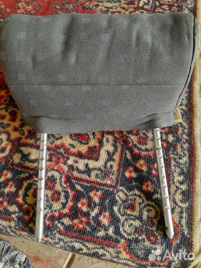 Подголовник