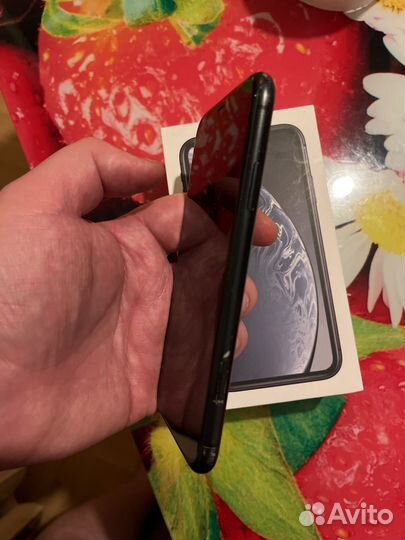 iPhone Xr, 128 ГБ