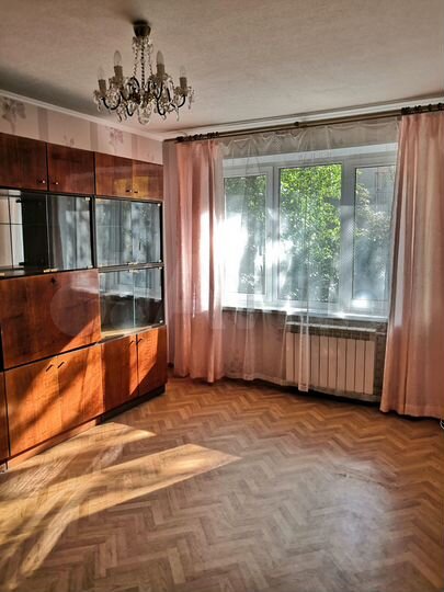2-к. квартира, 40 м², 1/5 эт.