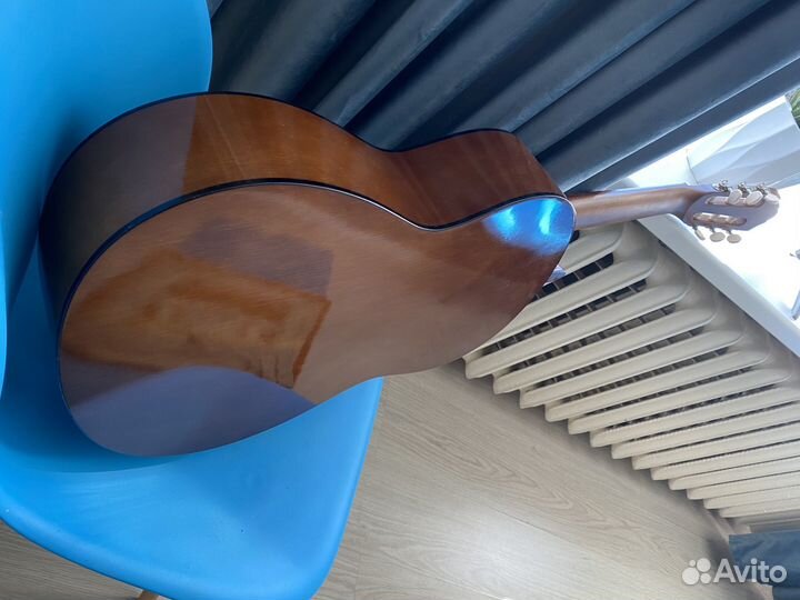 Классическая гитара yamaha c40