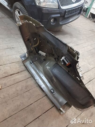 Заднее левое крыло-четвертьSuzuki Grand Vitara