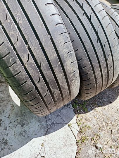 Continental ContiPremiumContact 2 215/55 R17