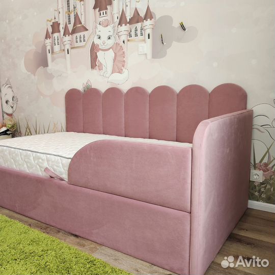 Кровать детская угловая