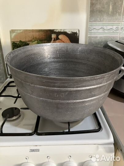 Казан чугунный советский