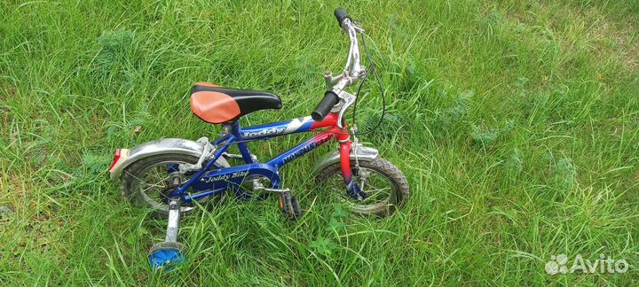 Велосипед четырехколесный