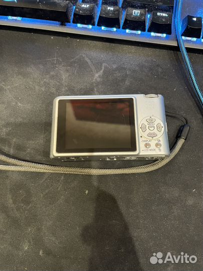 Компактный фотоаппарат lumix