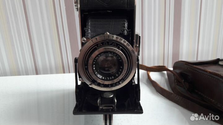 Старинный антикварный фотоаппарат Agfa Billy