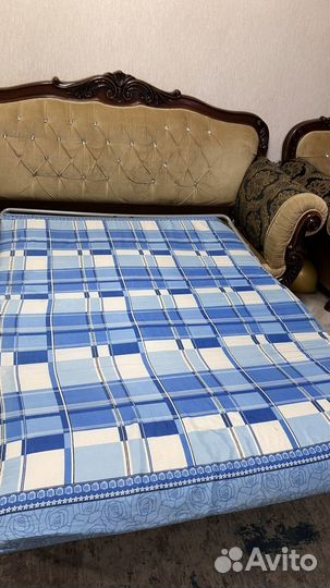 Холл диван и кресло