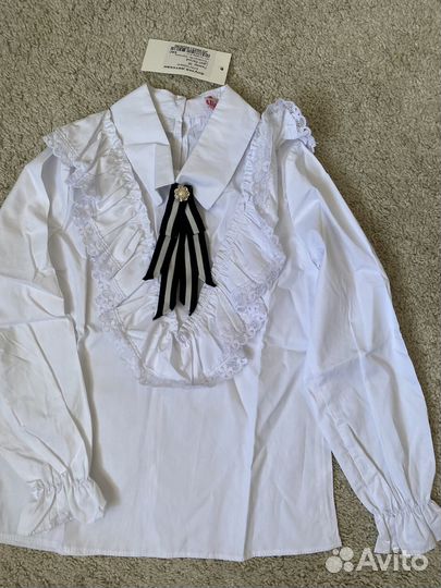 Новые школьные блузки в ассортименте