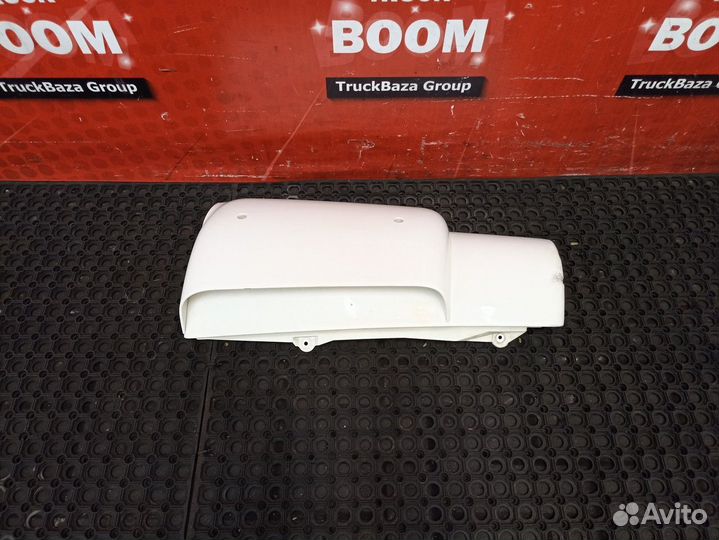 Дефлектор кабины правый