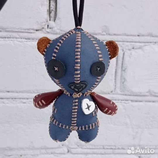 Игрушки из кожи