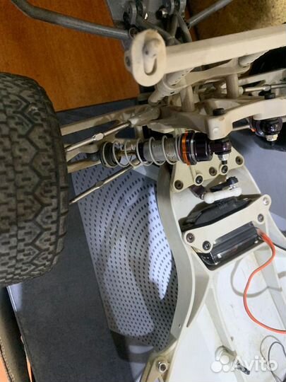 Машина радио hpi blits se