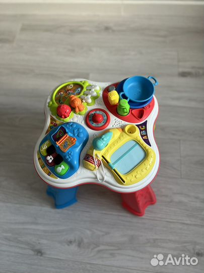 Развивающий столик chicco