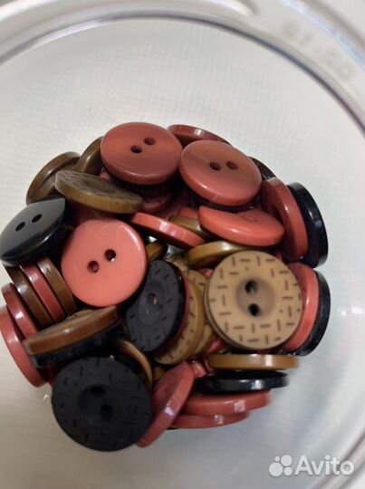 Пуговицы