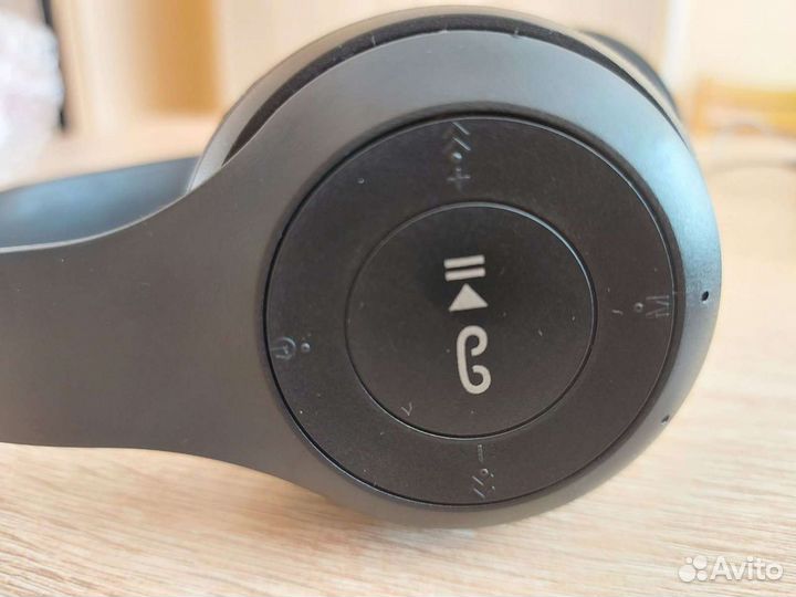 Беспроводные наушники P47