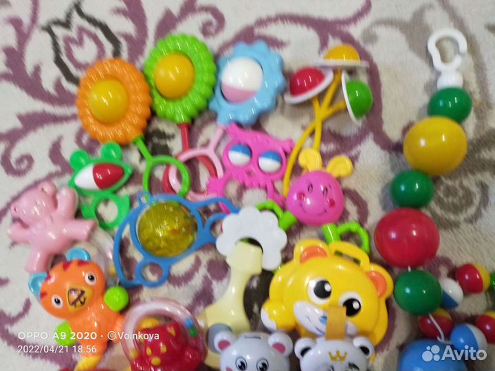 Игрушки погремушки