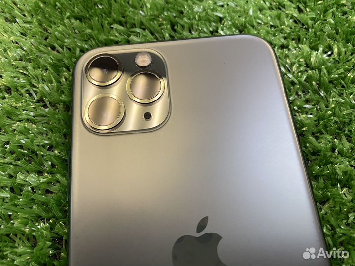 iPhone 11 Pro, 64 ГБ