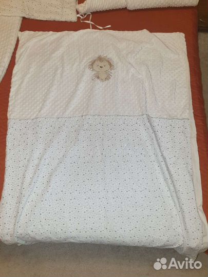 Бортики в кроватку