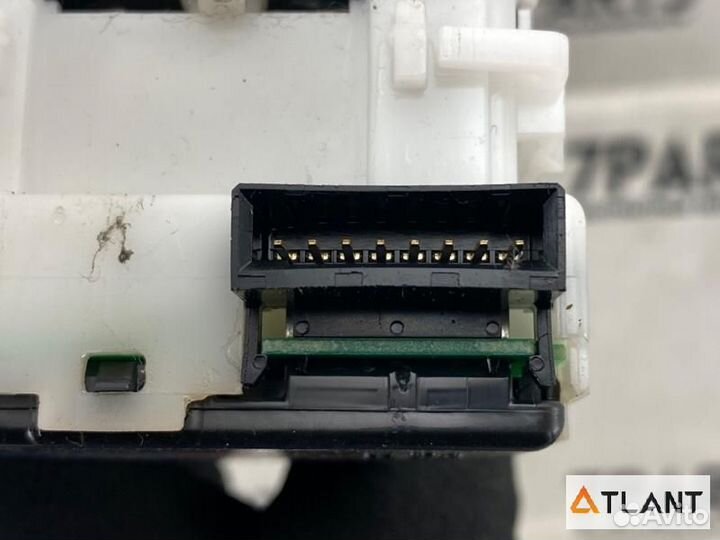 Гитара правая nissan elgrand