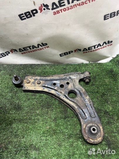 Рычаг подвески передний левый Chevrolet Aveo T250