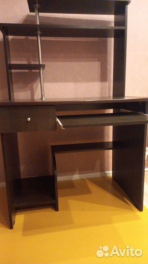 Компьютерный стол