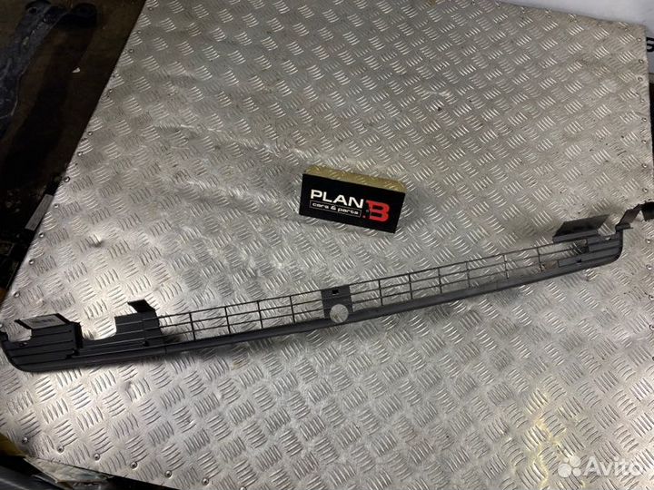 Решетка в бампер Volkswagen Golf MK2