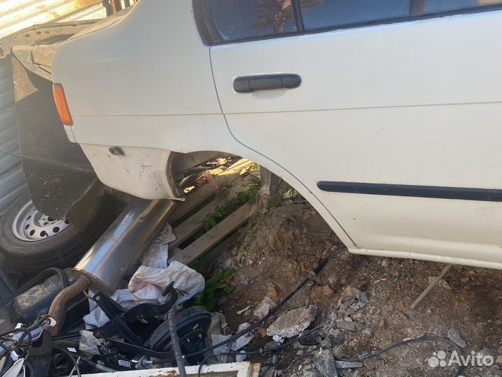 Крыло заднее правое toyota corsa el45